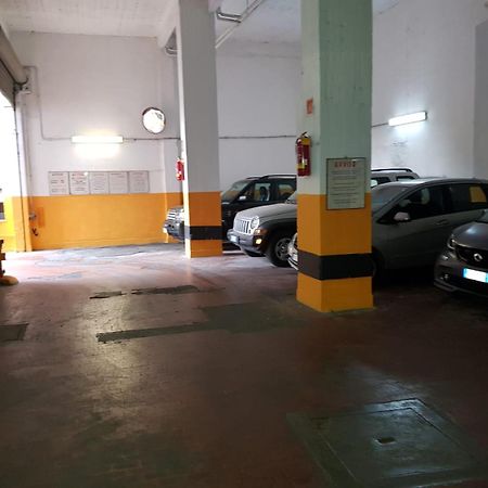 Aura Paradise Apartment Рим Екстериор снимка