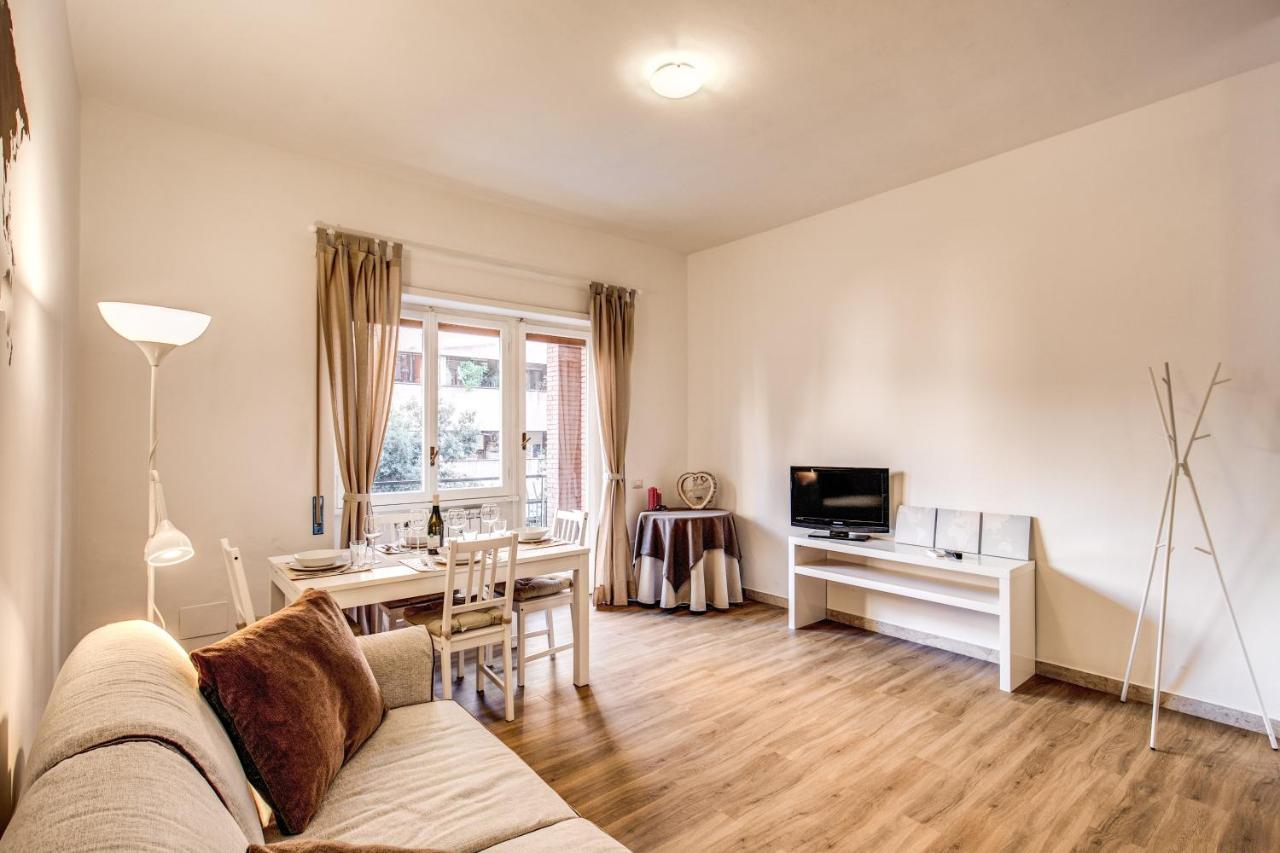 Aura Paradise Apartment Рим Екстериор снимка